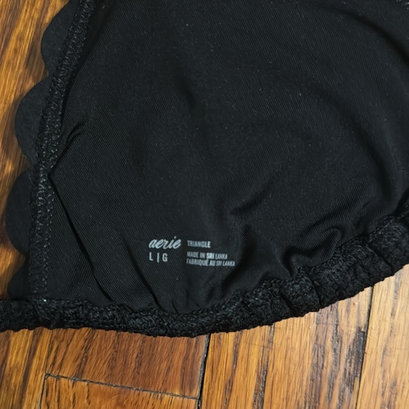 Aerie Black Scalloped Bikini Top - Picture 2 of 3